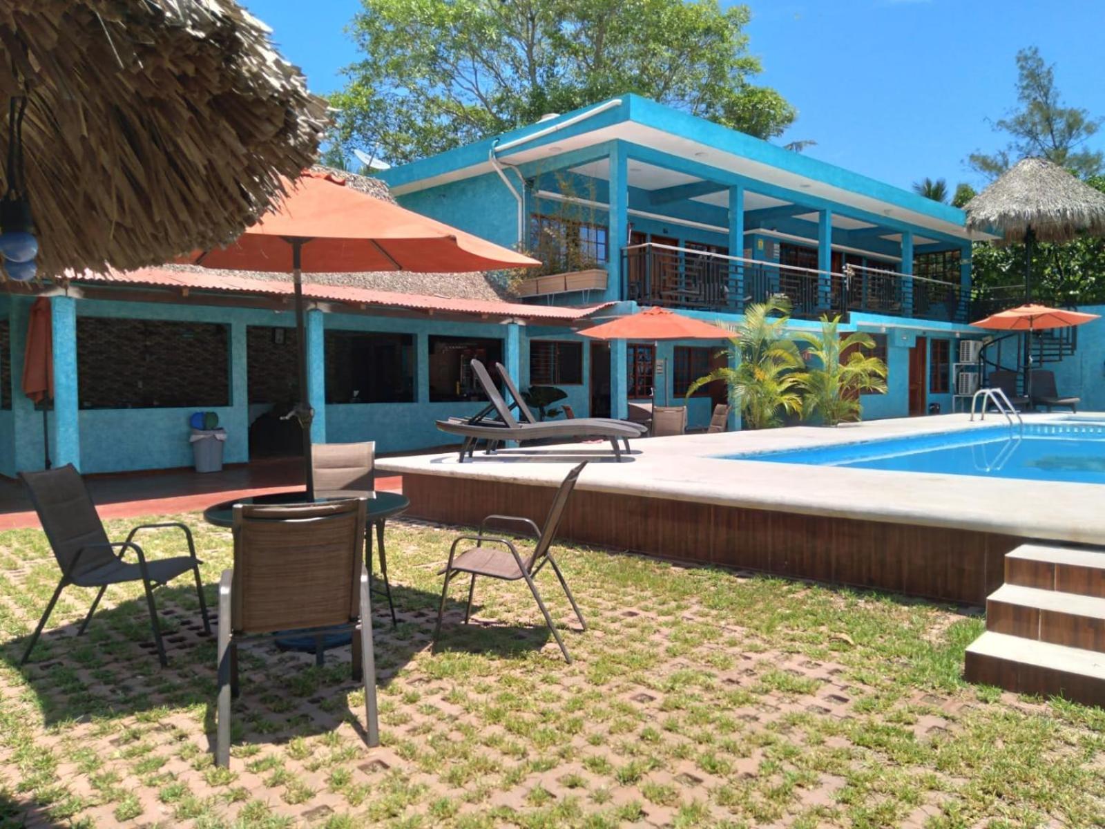 Hotel La Cueva Del Pirata Casitas Exterior photo